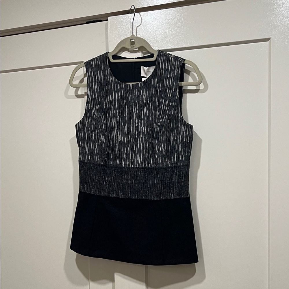 Boss Black and Gray Sleeveless Blouse NWT Size 6